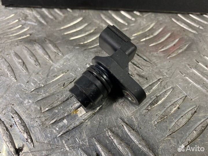 Датчик положения распредвала Honda Accord CP