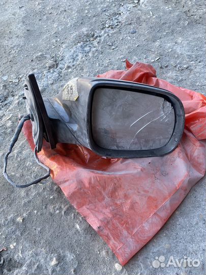Зеркало на Ауди Q7
