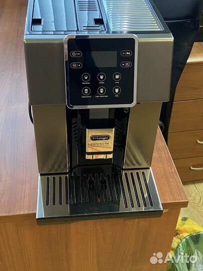 Кофемашина delonghi perfect evo