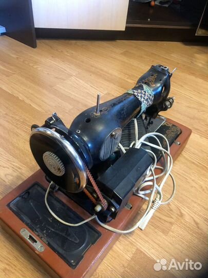 Швейная машинка