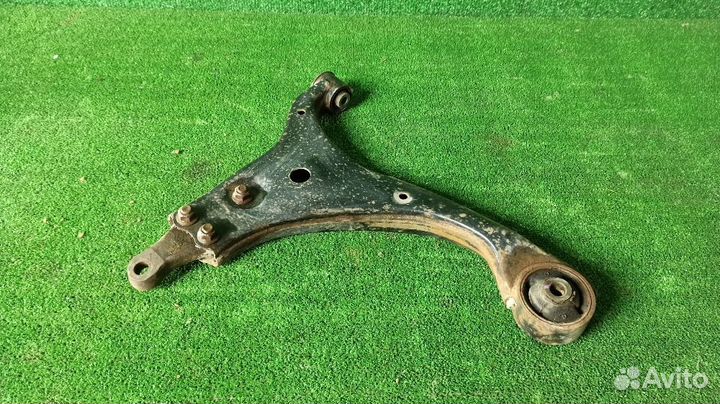 Рычаг передний левый Kia Cerato II