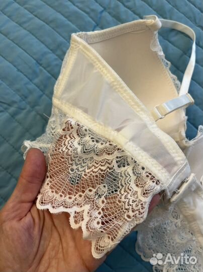 Бюстгальтер 80B