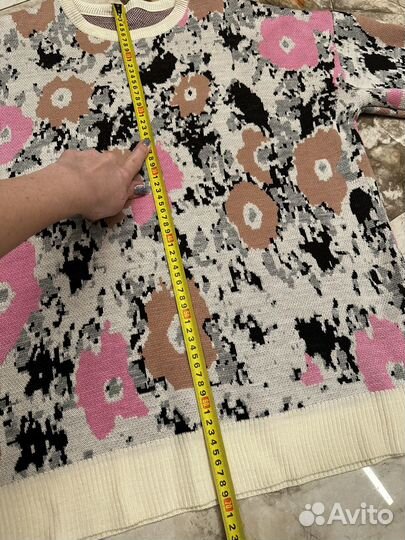 Свитер женский