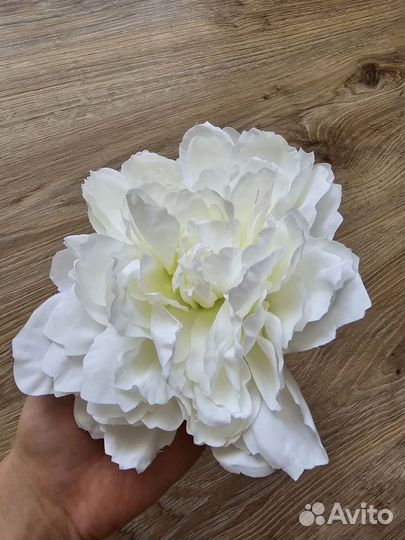 Искусственные цветы. Белый пион Флимс пышный