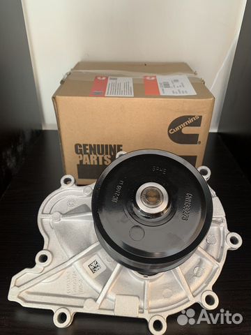 Помпа Cummins 2.8