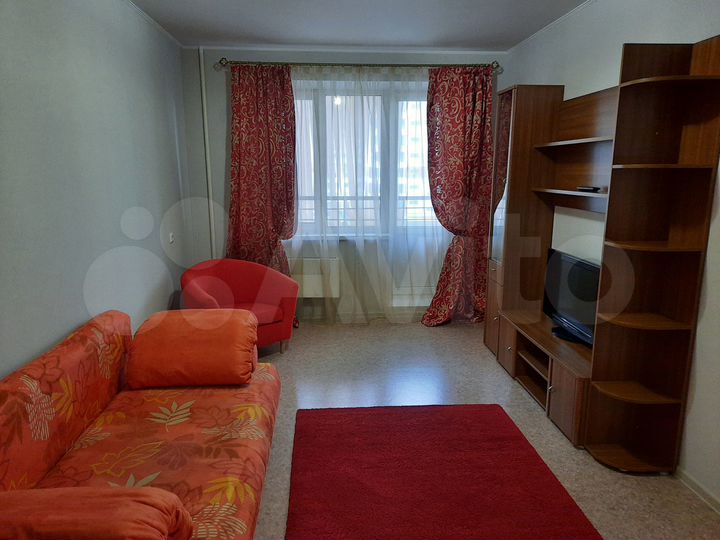 1-к. квартира, 35 м², 4/10 эт.