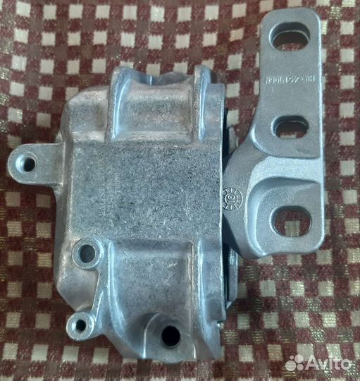 Подушка (опора) двигателя