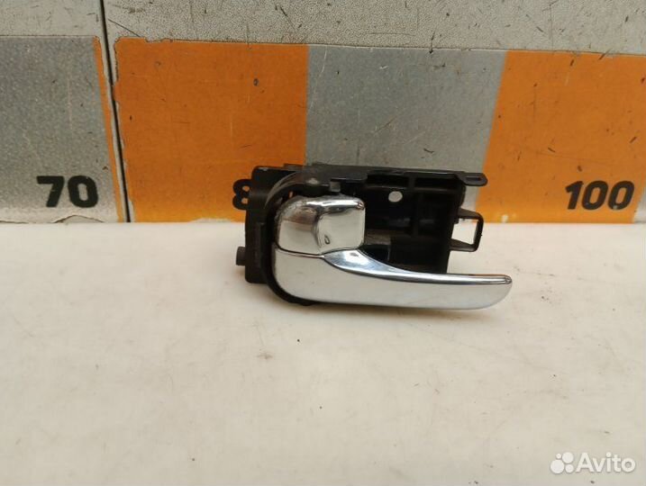 Ручка двери внутренняя левая Nissan Almera N16 1.8
