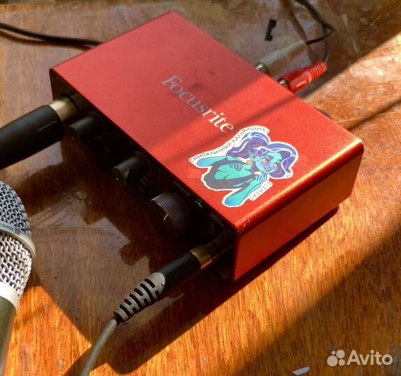 Звуковая карта Focusrite Scarlett Solo 3gen