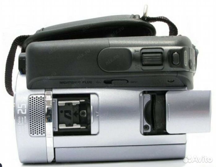 Видеокамера Sony DCR-SR85E