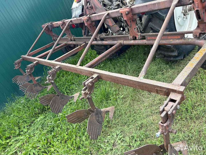 Культиватор, окучник