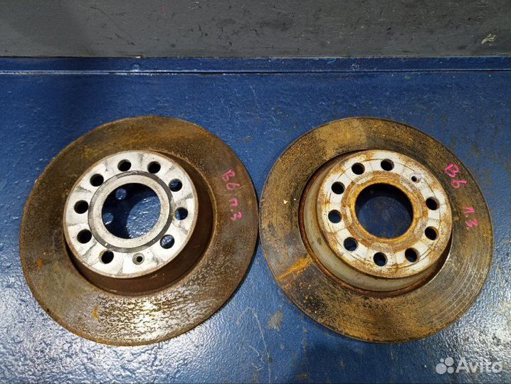 Диски комплект задние Volkswagen Passat B6