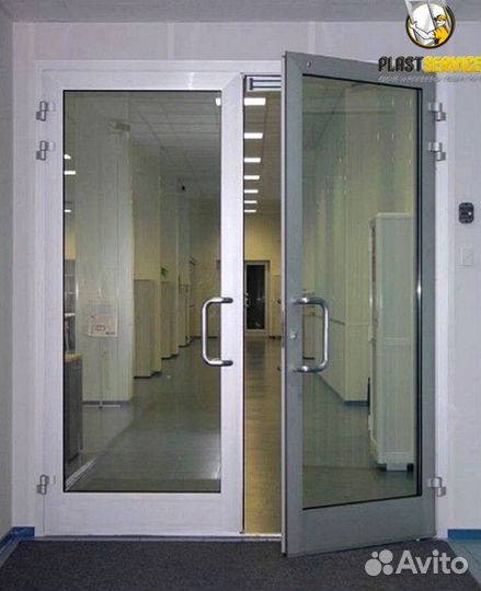 Дверь алюминиевая холодный профиль
