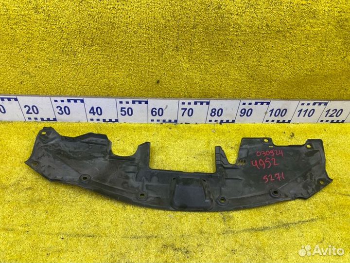 Накладка на телевизор передняя Honda Vezel