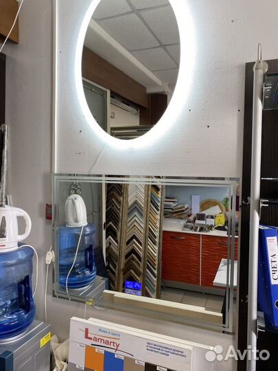 Зеркало с подсветкой парящее багет и алюминий