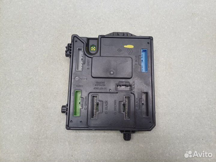 Блок комфорта Renault Fluence 1.6 K4MV838 2010