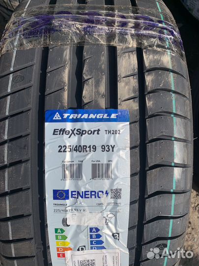 Triangle EffeXSport TH202 225/40 R19 и 255/35 R19