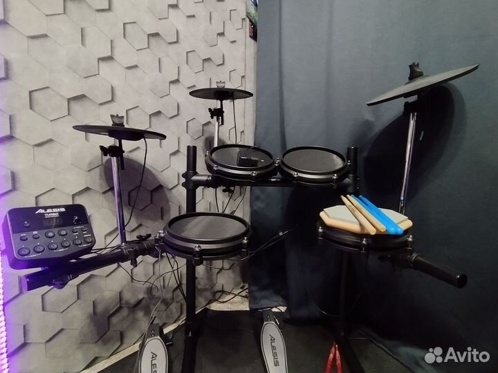 Электронные ударные