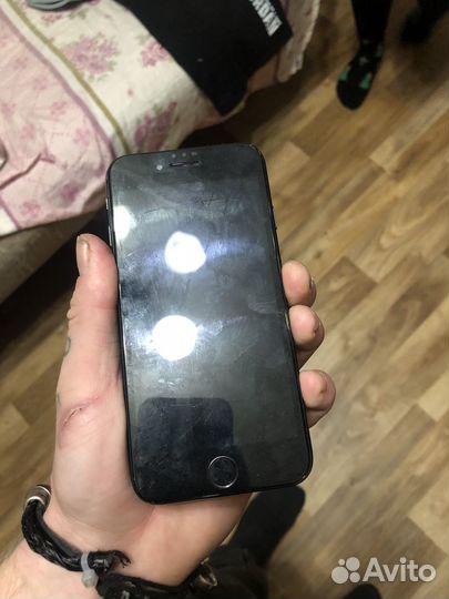 iPhone 7, 32 ГБ