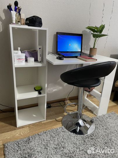 Письменный стол, компьютерный стол