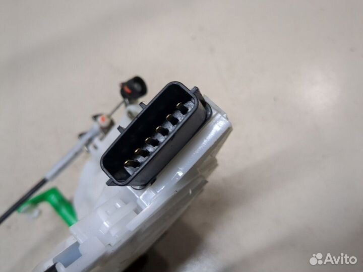 Замок двери левый передний Infiniti QX50 2017