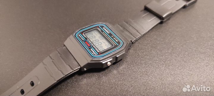 Электронные часы casio