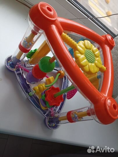 Развивающая игрушка треугольник