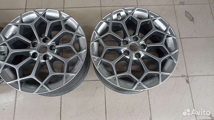 Диски литые Genesis G80 R19