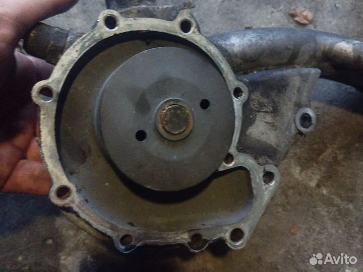 Помпа mercedes w124, w190, w123, t1