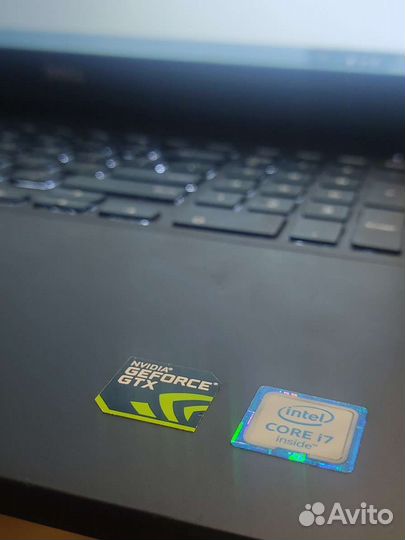 Ноутбук dell inspiron 15-7559