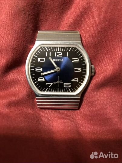 Часы Победа