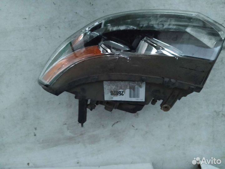 Левая фара УАЗ патриот