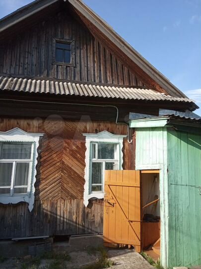 Дом 27 м² на участке 5 сот.