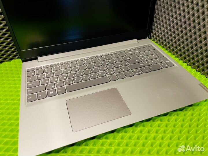 Ноутбук Lenovo AMD3020/4Gb/SSD128Gb/Vega3