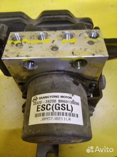 Блок управления тормозами/насос ABS SsangYong Actyon/Korando