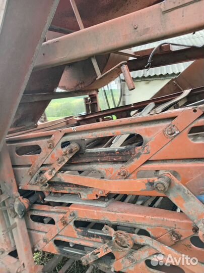 Зерноочиститель Воронежсельмаш ОВС-25, 1990