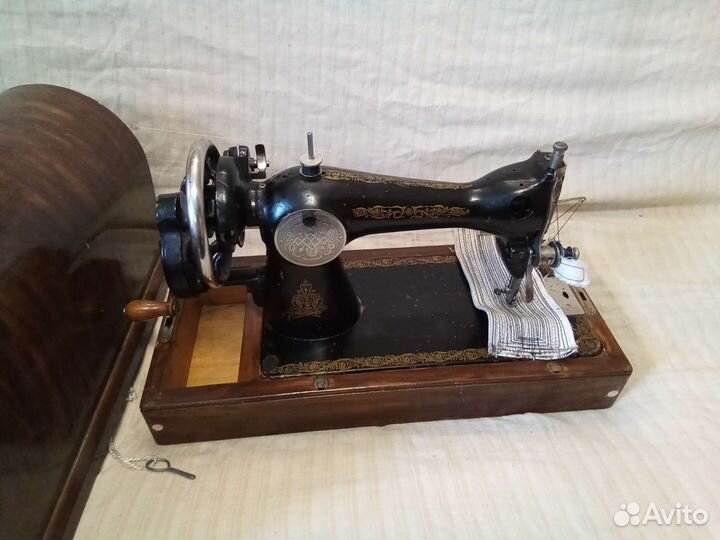 Подольск-1М для шитья толстыми ниткам