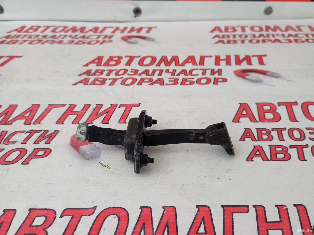 Ограничитель двери задней правой Киа Церато 4 BD