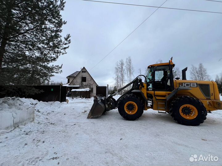 Аренда трактора фронтального погрузчика JCB