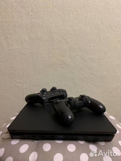 Sony PS4 slim 1tb