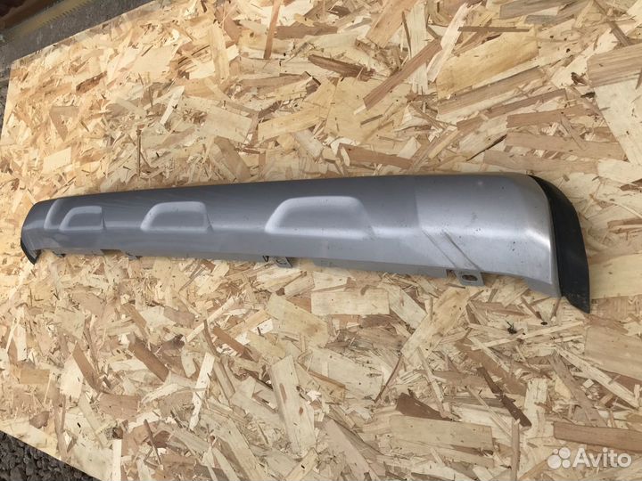 Накладка переднего бампера Subaru Forester 5 SK