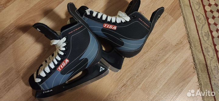 Коньки хоккейные Tisa