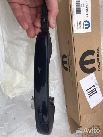 Внешняя ручка передней правой двери Jeep Grand Che