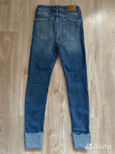 Джинсы zara