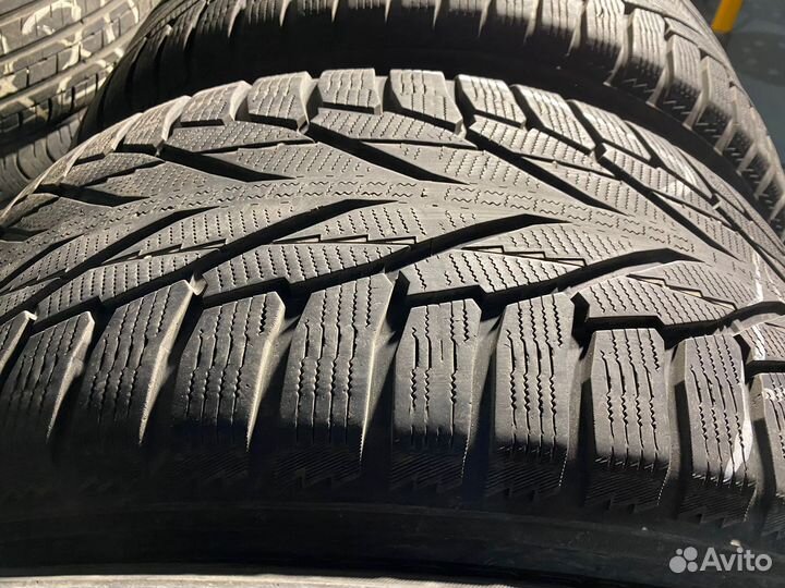 Nokian Tyres Hakkapeliitta R2 SUV 275/50 R20 113R