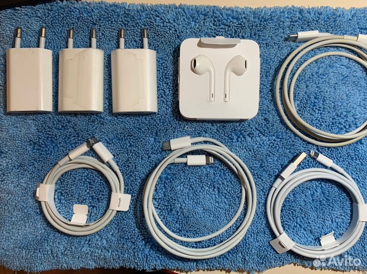 Apple оригинальные зарядные блоки 1Амп