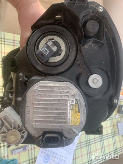 Фара правая toyota porte