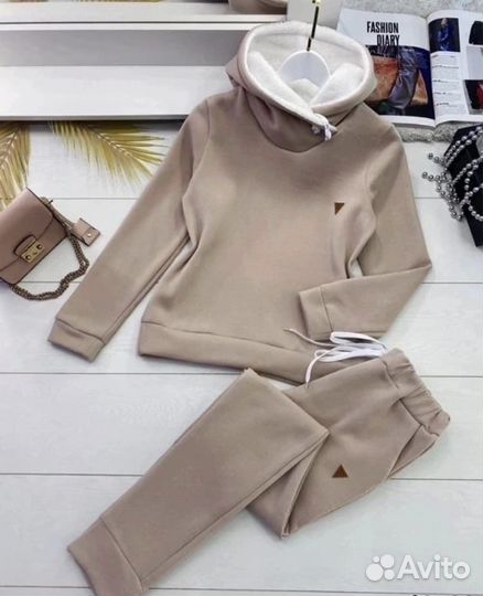 Спортивный костюм утепленный