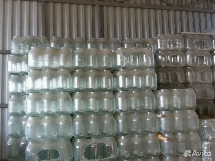 Продаются банки стеклянные и пластиковые