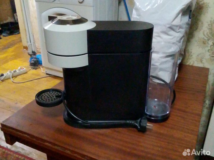 Продам кофе машину,капсульная